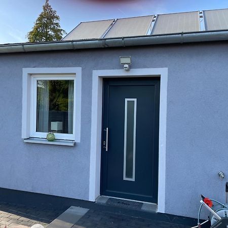 Ferienwohnung Mit Fussbodenheizung Nahe Messe, Gratis Parkplatz Und Abstellplatz E - Bike Hanovre Extérieur photo