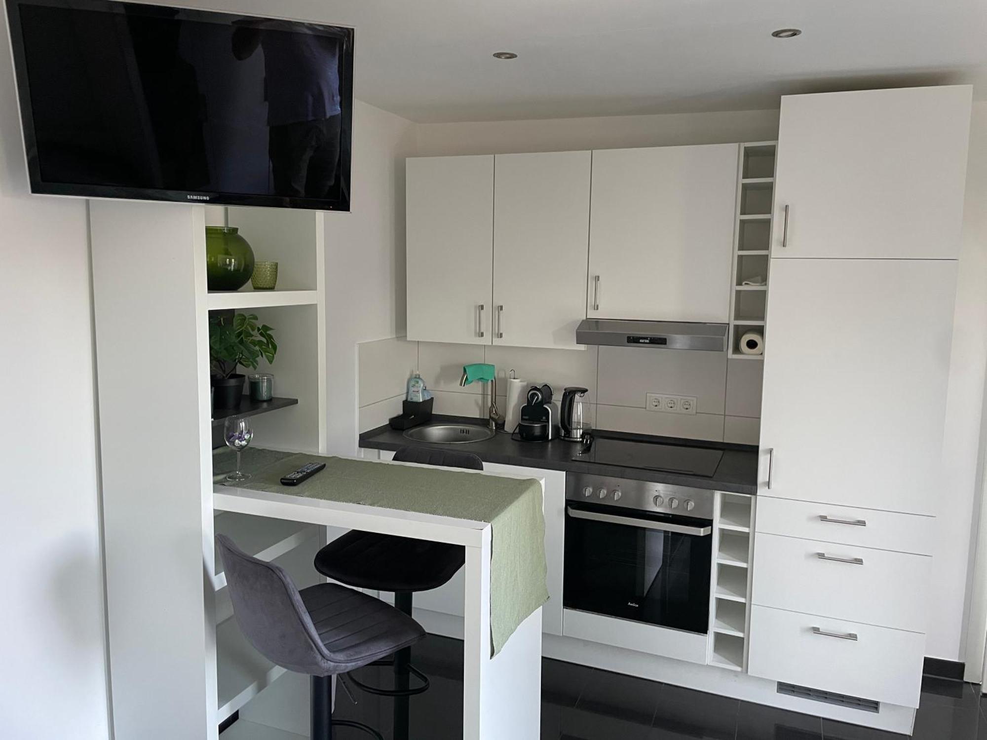 Ferienwohnung Mit Fussbodenheizung Nahe Messe, Gratis Parkplatz Und Abstellplatz E - Bike Hanovre Extérieur photo